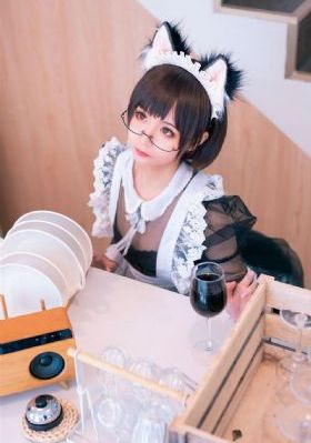 手机壁纸欧美范女生_4K视频大全